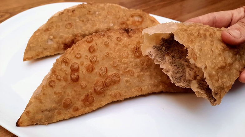 Çiğ Börek (Çi börek) Tarifi, Nasıl Yapılır? (Videolu) 2 çiğ börek