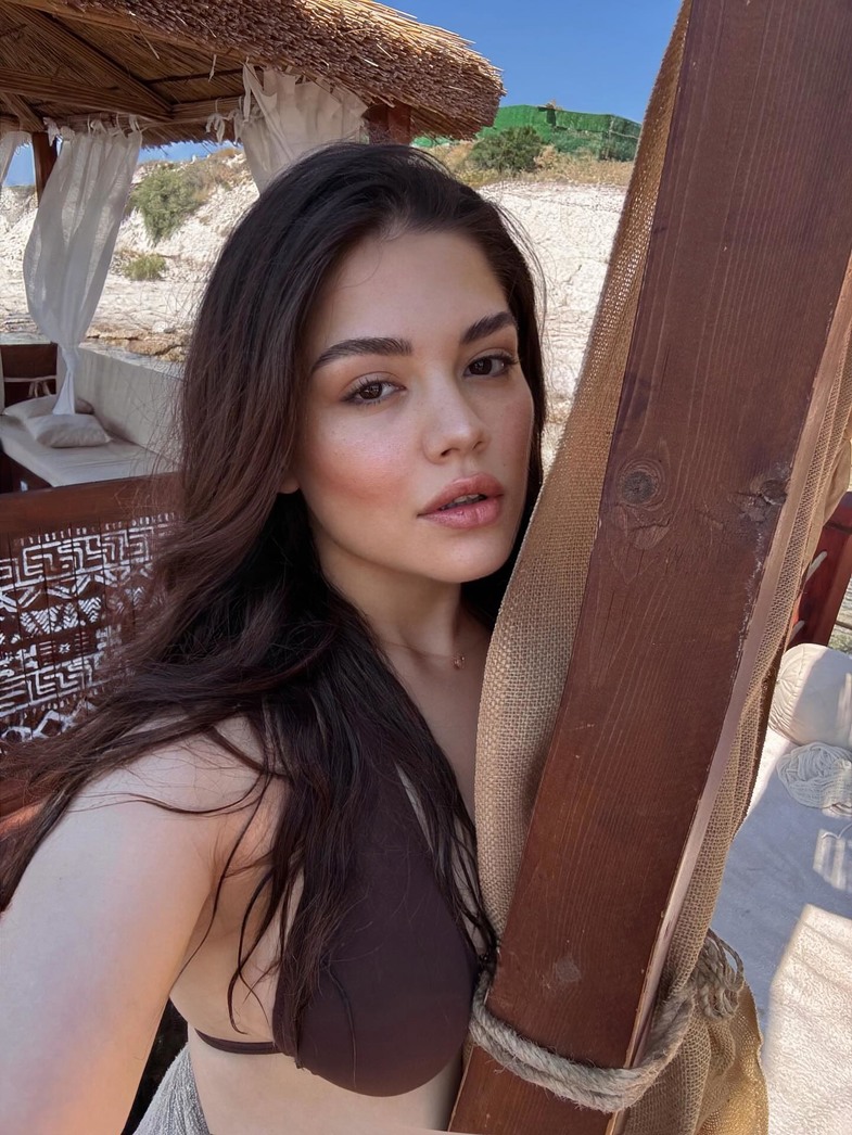 Eda Sakız Kimdir? 3 eda sakiz kimdir 3