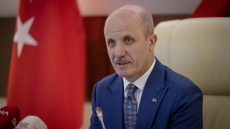 Erol Özvar Kimdir? 4 Erol Özvar