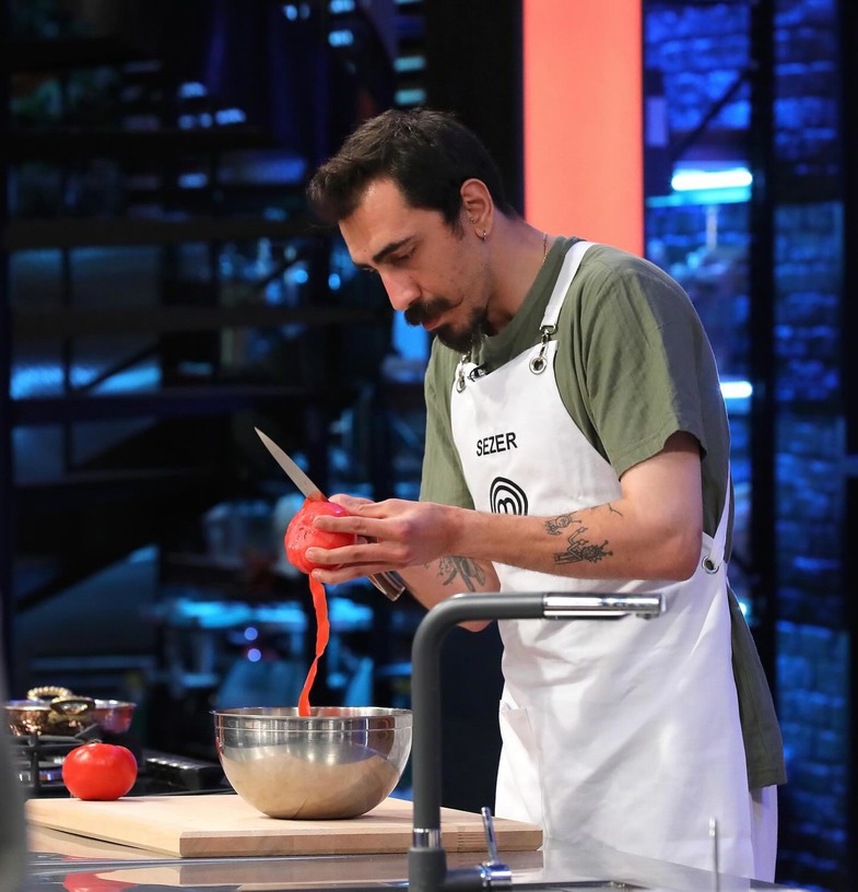 2025 MasterChef Şampiyonu Sezer Dirican Kimdir? 4 sezer dirican kimdir 4