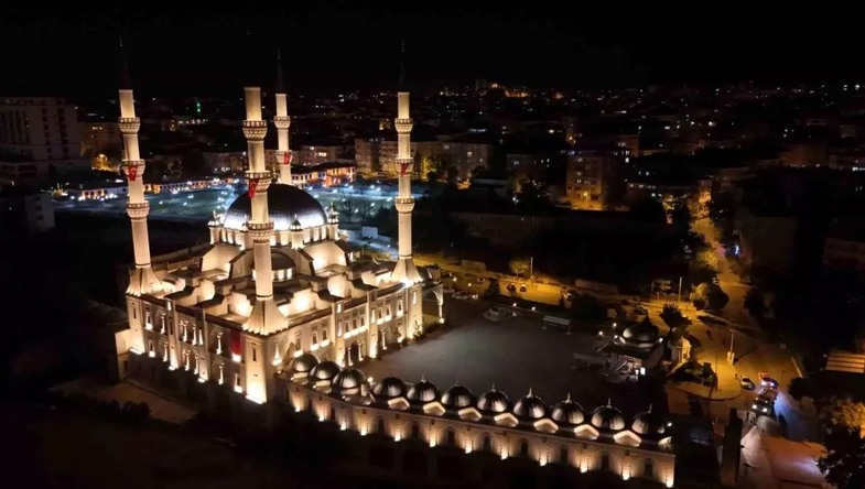 Mevlid Kandili İle İlgili Hadisler ve Ayetler 2 Mevlid Kandili İle İlgili Hadisler