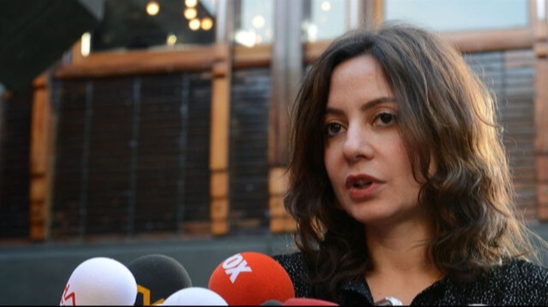 Aslı Aydıntaşbaş Kimdir? 3 asli aydintasbas kimdir 4