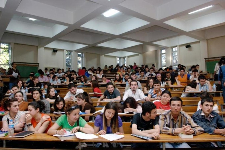 Türkiye'de Üniversite Okumak Ne Kadar Zor? Üniversitelerin Öğrenci Sayıları (2025 Verileri) 4 turkiyede universite okumak 4