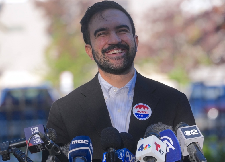 New York'un İlk Müslüman Belediye Başkanı Zohran Mamdani Kimdir? 4 zohran mamdani kimdir 3