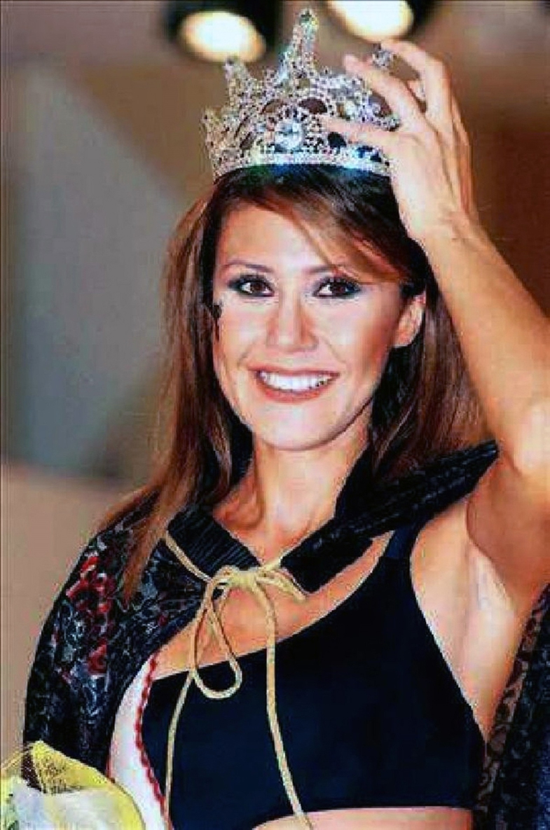 Aslı Baş Kimdir? 4 asli bas kimdir 2