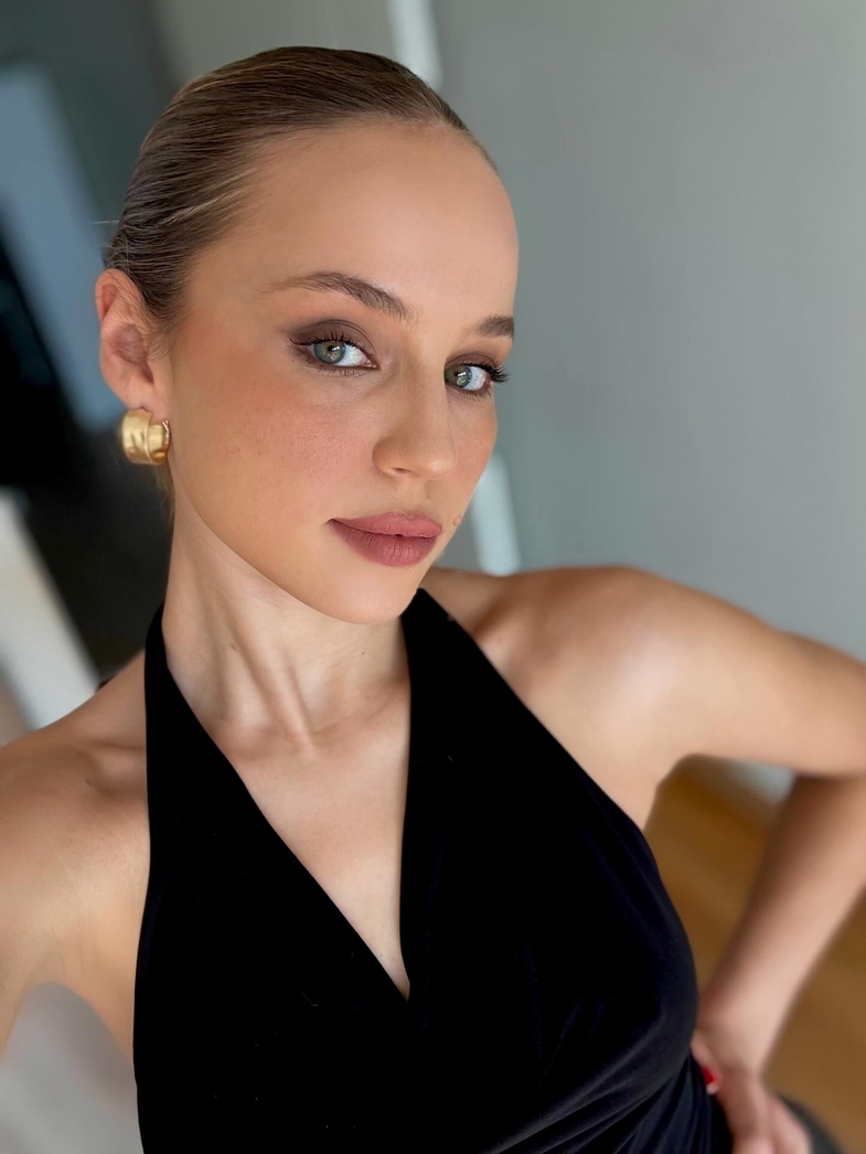 Anna Deniz Kimdir? 4 anna deniz kimdir 3