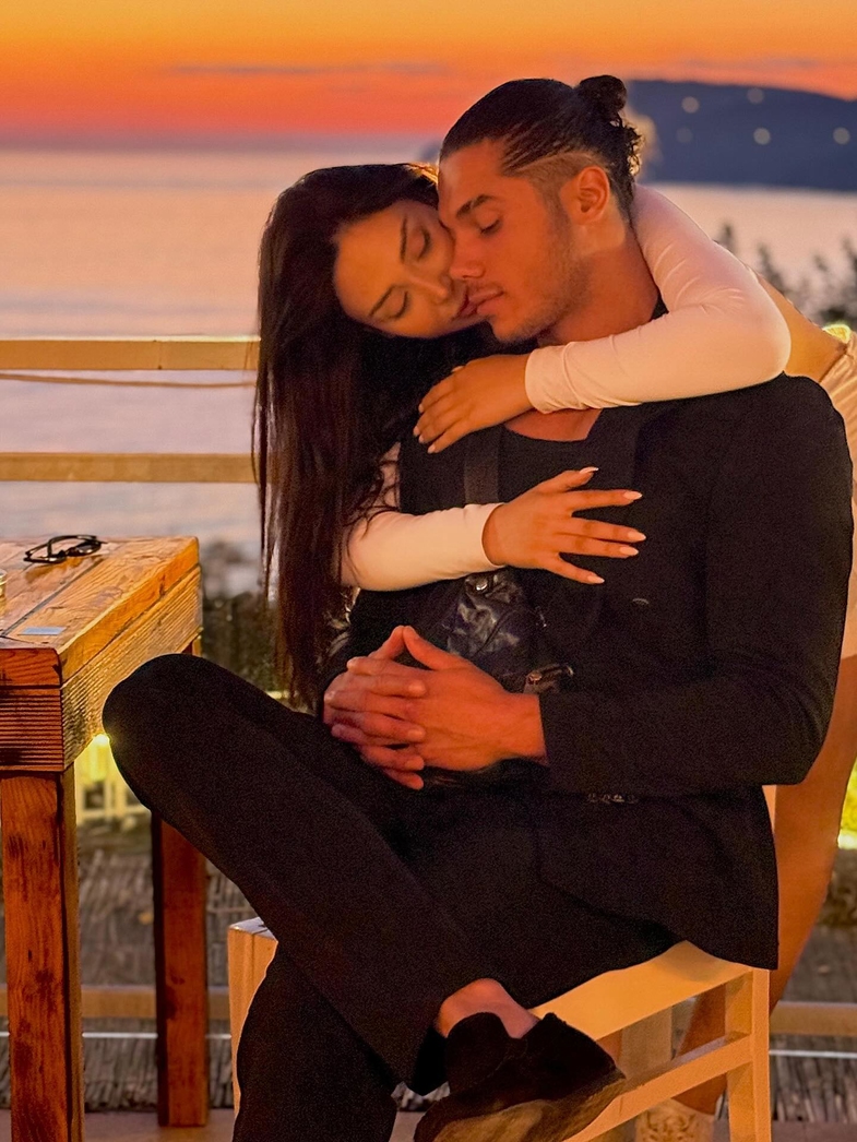 Kısmetse Olur Yarışmacısı Perinaz Şiri Kimdir? 3 perinaz siri kimdir 4