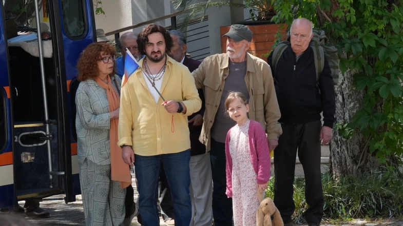 Tur Rehberi Film Konusu ve Oyuncuları 4 tur rehberi filmi 4