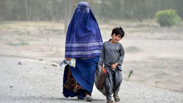 Taliban Yasasıyla Afganistan’da “Kölelik” Geri mi Geldi? 2026’da Ne Değişti? 2 taliban yasasiyla afganistan8