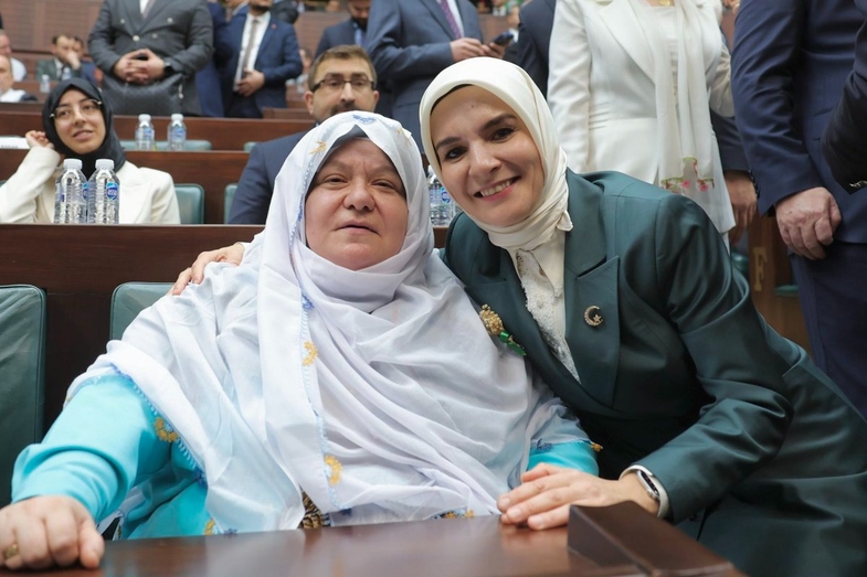 Zeynep Güneş Kimdir? 4 zeynep gunes kimdir 3
