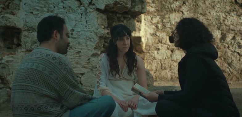 Gündüz Apollon Gece Athena Film Konusu ve Oyuncuları 3 gunduz apollon gece athena filmi 3