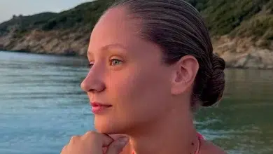 Survivor Sude Demir Kimdir? 19 Survivor Sude Demir Kimdir?