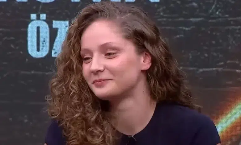 Survivor Sude Demir Kimdir? 1 Survivor Sude demir