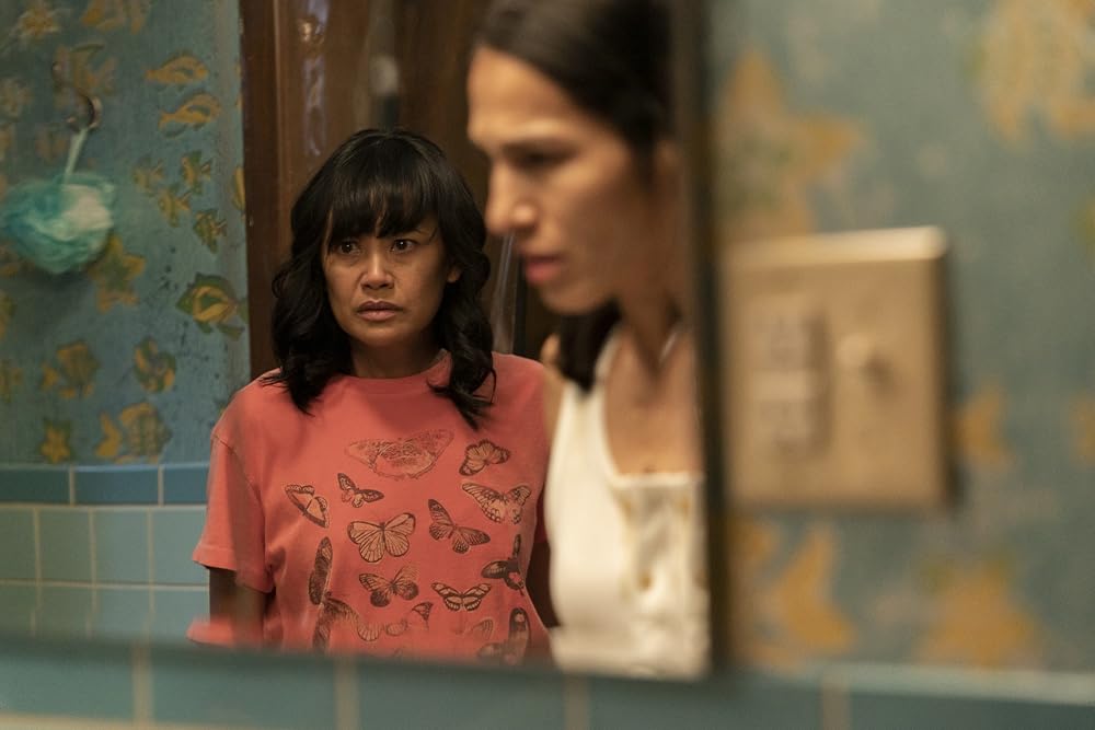 The Cleaning Lady Dizi Konusu ve Oyuncuları (18+) 4 The Cleaning Lady Dizi Konusu