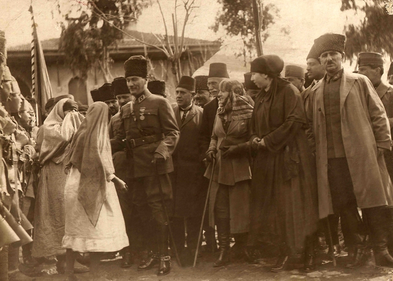 Cumhuriyetin Kuruluşundan Vefatına Kadar Atatürk'ün Yurt Gezileri (1923-1938) 2 Atatürk'ün Yurt Gezileri