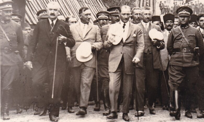 Cumhuriyetin Kuruluşundan Vefatına Kadar Atatürk'ün Yurt Gezileri (1923-1938) 1 ataturkun yurt gezileri 3