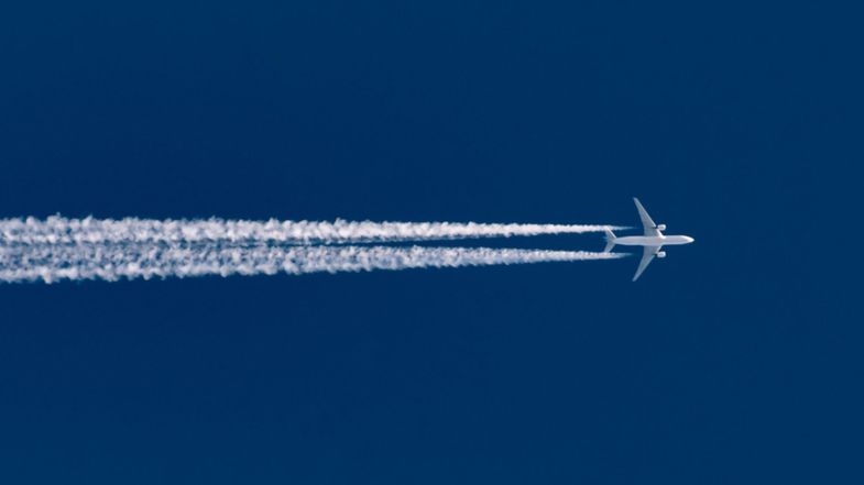 Savaş Başladı, Yağmurlar Arttı İddiası: Chemtrail (Yağmur Engelleyen Uçaklar) Teorisi Nedir? Gerçeklik Payı Var mı? 4 chemtrail nedir 1