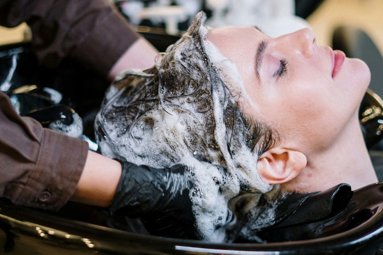 Saç Bakımında Yeni Dönem: Hair Skinification Hakkında Bilmeniz Gereken 10 Sır 3 hair skinification nedir 1
