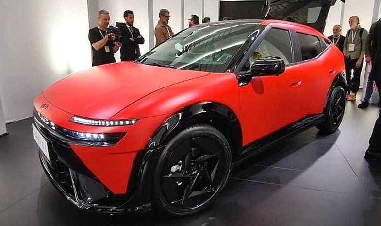 Hyundai IONIQ 3 Tanıtıldı: %25 ÖTV İle Satılacak Olan IONIQ 3'ün Teknik Özellikleri 3 hyundai ioniq 3 1
