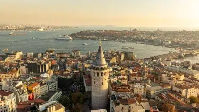 İstanbul’un Tarihi Yapıları: Her Köşesinde Başka Bir Hikâye Saklayan Şehrin Zamana Direnen Eserleri 7 istanbulun tarihi yapilari1