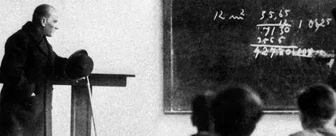 Liderin Kaleminden: Tarihe Işık Tutan Mustafa Kemal Atatürk'ün 10 Kitabı 11 Liderin Kaleminden Tarihe Isik Tutan Mustafa Kemal Ataturkun 10 Kitabi 8
