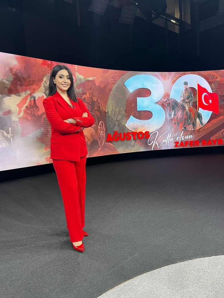 Duygu Göktürk Kimdir? 2 Duygu Göktürk