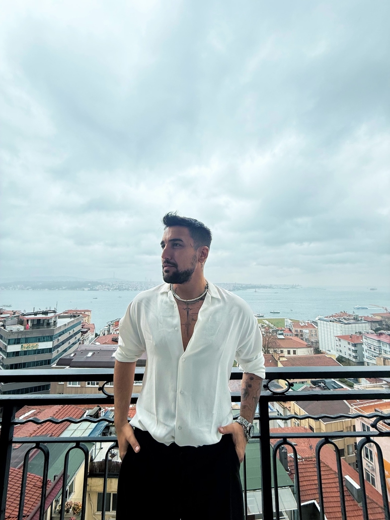 İlkay Sencan Kimdir? 2 İlkay Sencan