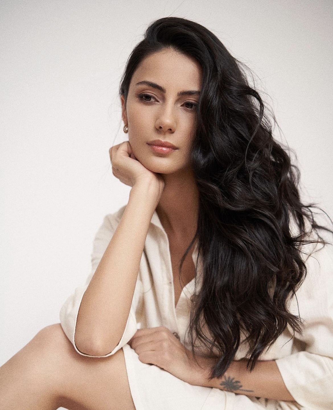 Merve Üçer Kimdir? 2 Merve Üçer Kimdir?