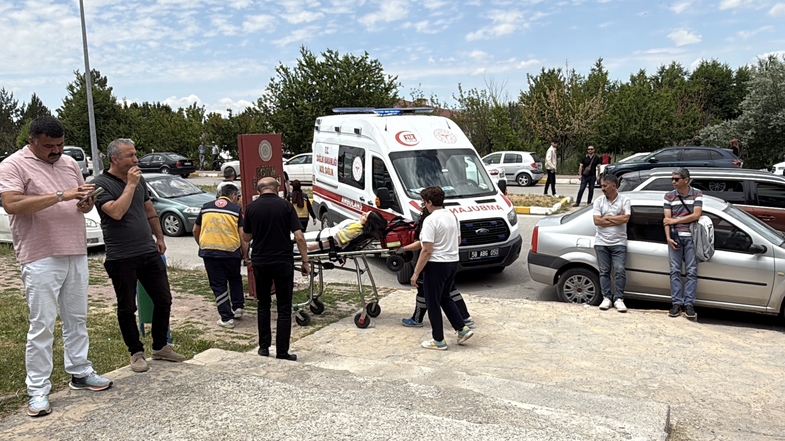 Sınavda Biri Bayılırsa ya da Ölürse Herkese 500 Puan mı Verilir? İşte 5 Sınav Efsanesi ve Gerçekler 5 sinavda biri bayilirsa ya da olurse 4