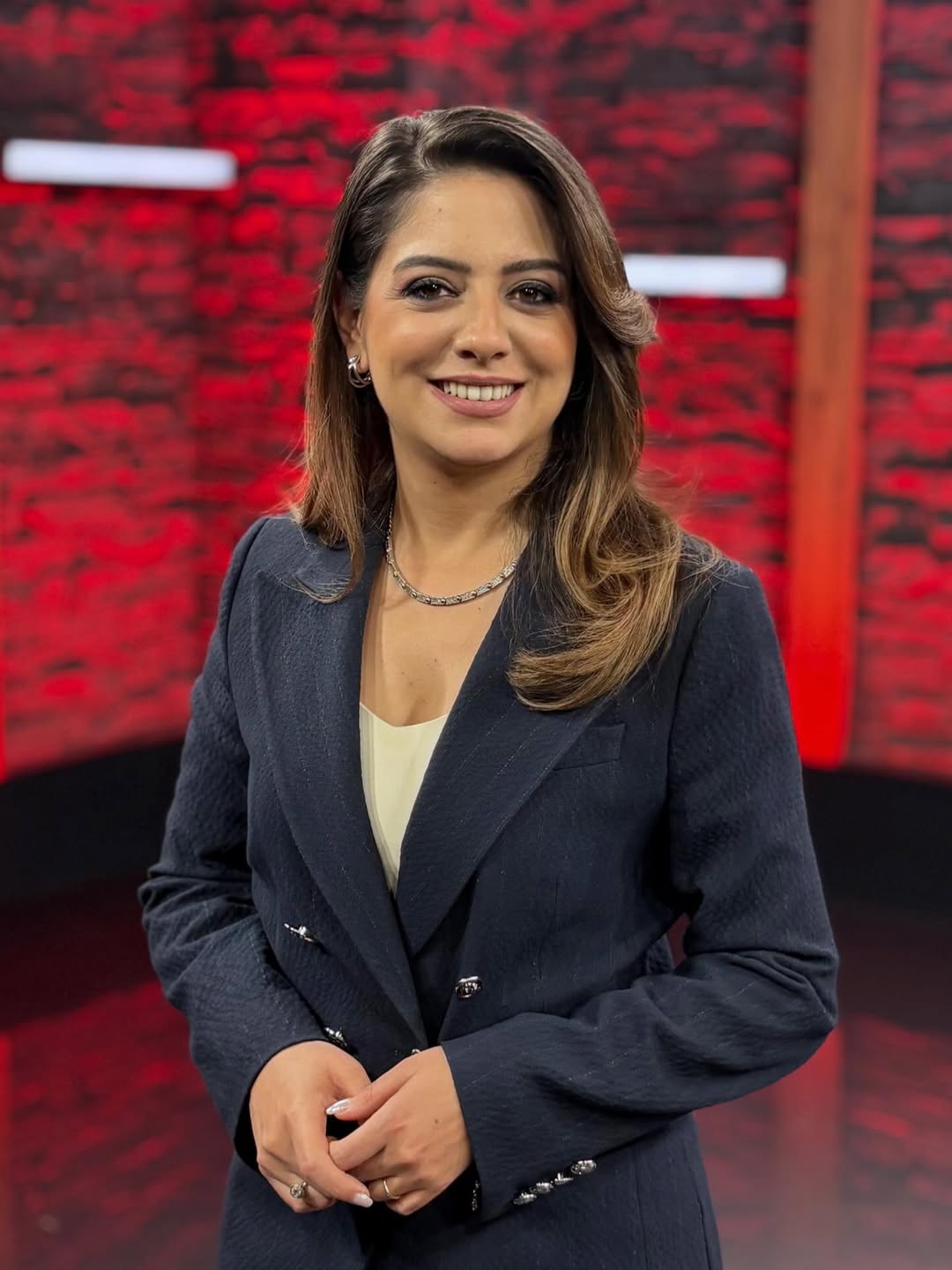Damla Doğan Tuncel Kimdir? 2 Damla Doğan Tuncel