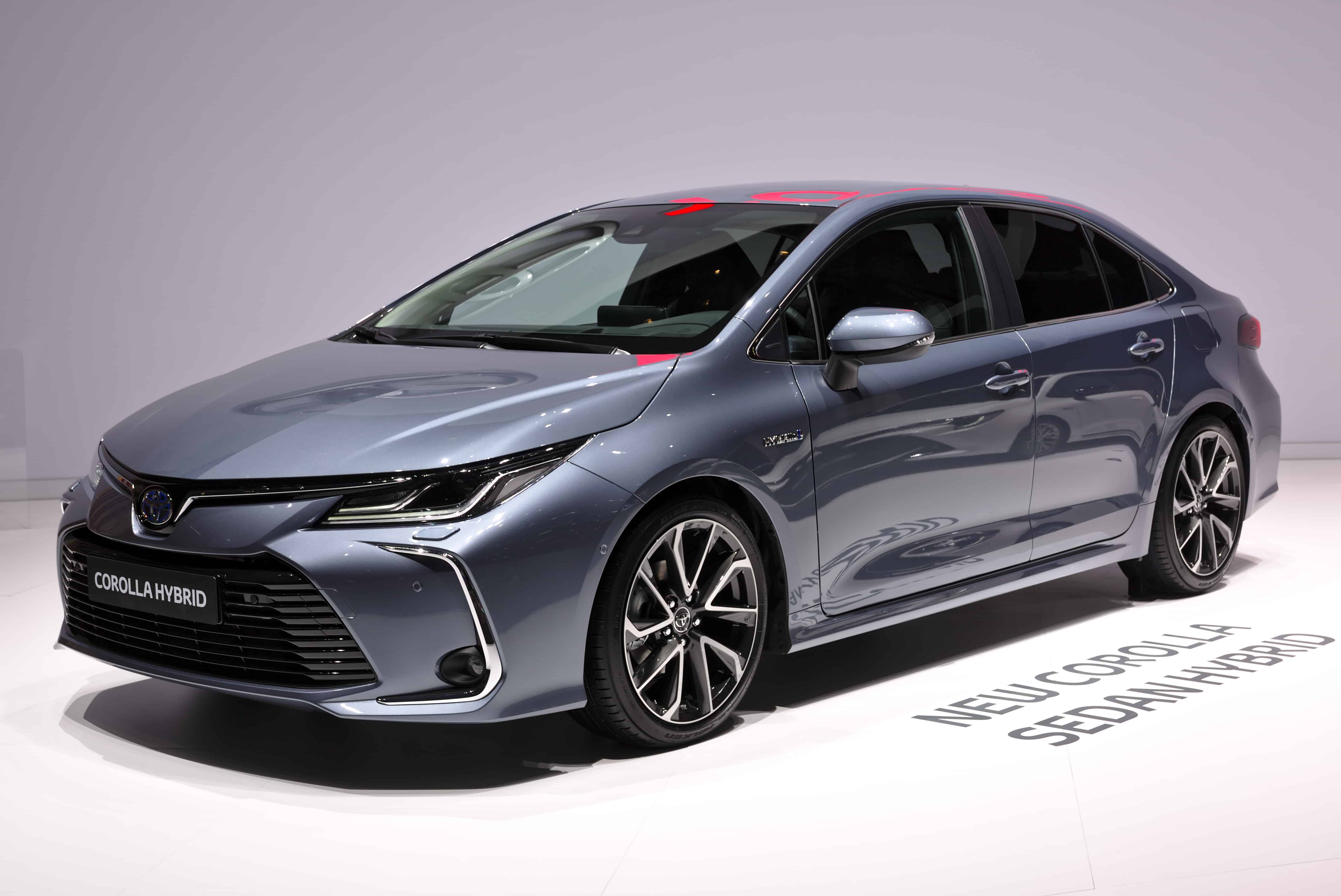 Dünyanın En İyi 10 Hibrit Otomobili! Yakıt Tasarrufu ve Performansı Bir Arada Sunan Modeller 11 dunyanin en iyi 10 hibrit otomobili10