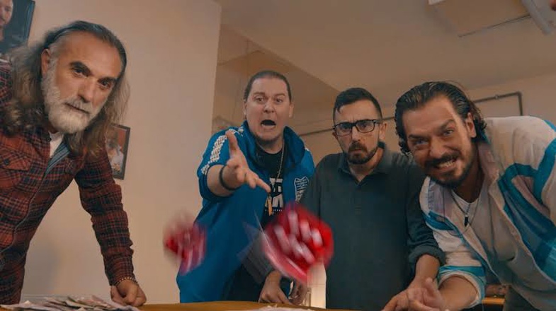 Düşeş 1: Mafya Sızıntısı Film Konusu ve Oyuncuları 3 Düşeş 1: Mafya Sızıntısı