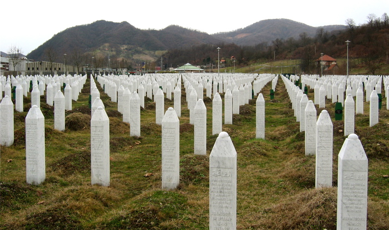 Srebrenitsa Soykırımı Anma Mesajları: Avrupa'nın Ortasında Yaşanan Katliam 3 Srebrenitsa Soykırımı Anma Mesajları