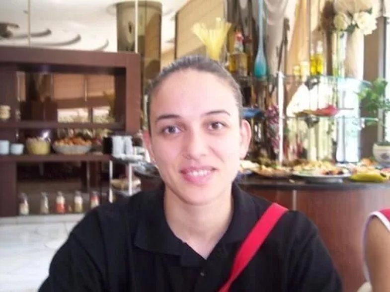 Aysun Özbek Kimdir? 2 Aysun Özbek