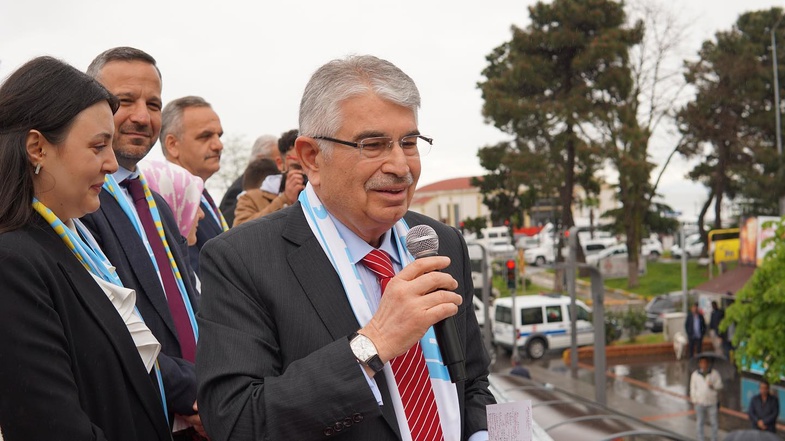 İdris Naim Şahin Kimdir? 7 idris naim sahin kimdir 6