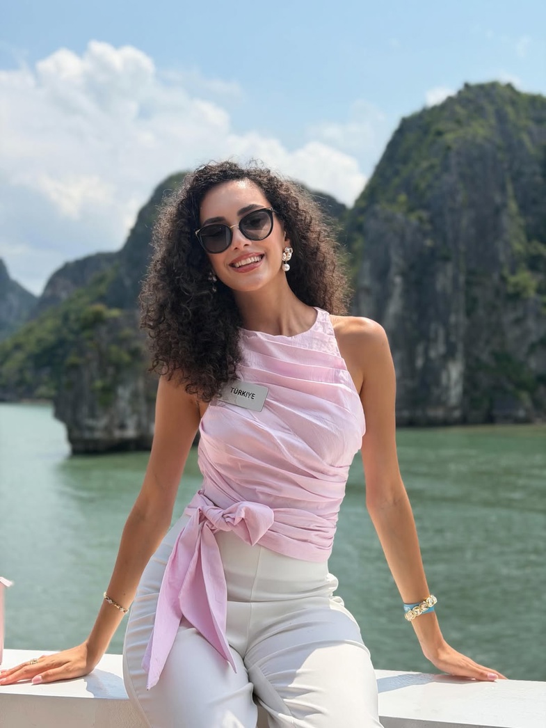 Sıla Saraydemir Kimdir? 2 Sıla Saraydemir