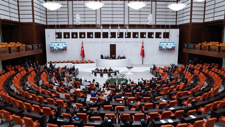 TBMM'ye Gelen İlginç İstekler: "Yok Artık" Derken Bir Yandan da Kahkaha Atacağınız 16 İstek! 1 tbmmye gelen ilginc istekler 1