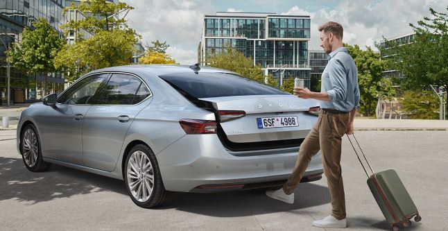 2026 Skoda Superb: Konforun Zirvesindeki Bu Dev Hakkında 10 Gizli Detay 5 2026 skoda superb10