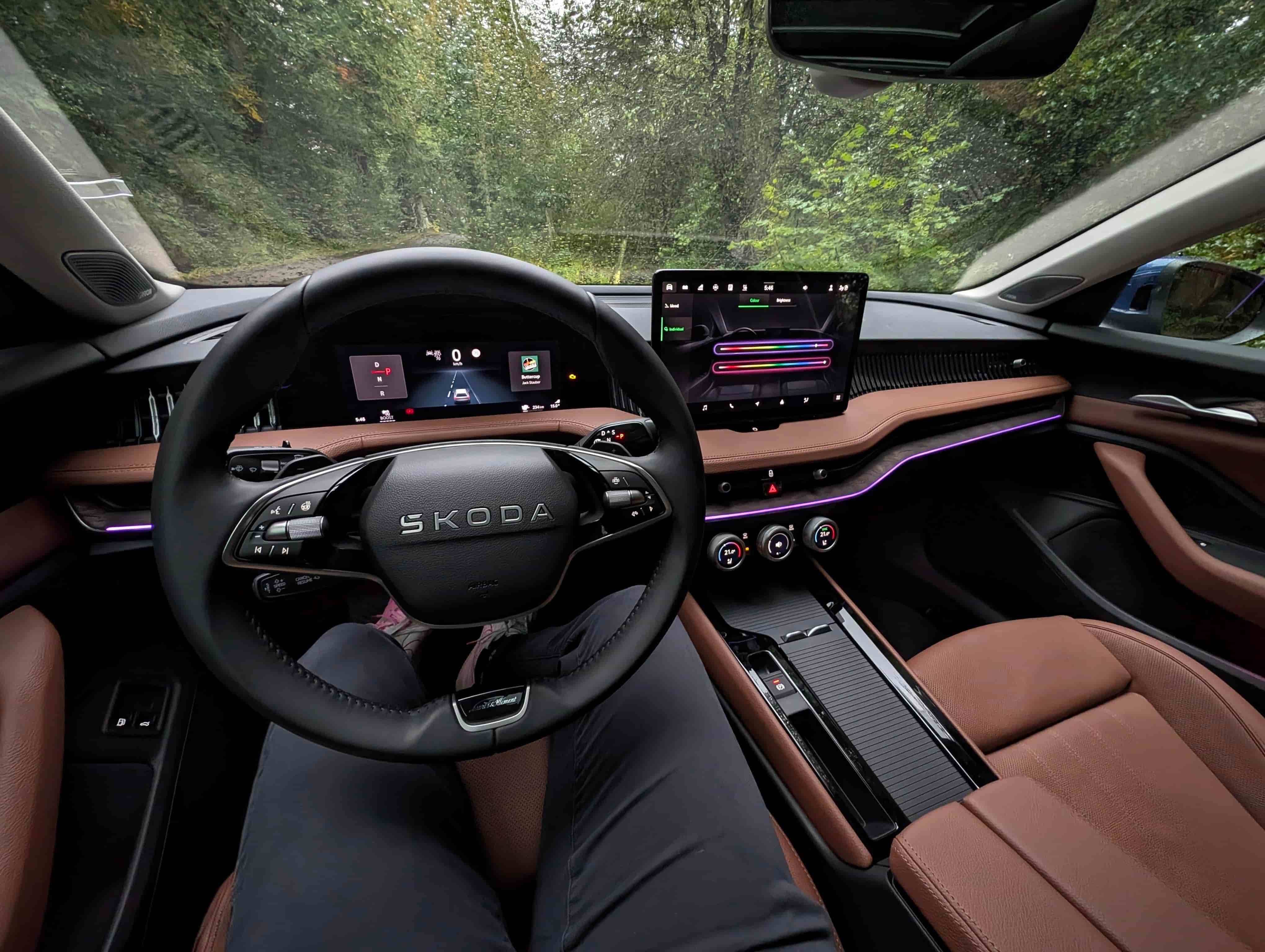 2026 Skoda Superb: Konforun Zirvesindeki Bu Dev Hakkında 10 Gizli Detay 7 2026 skoda superb2