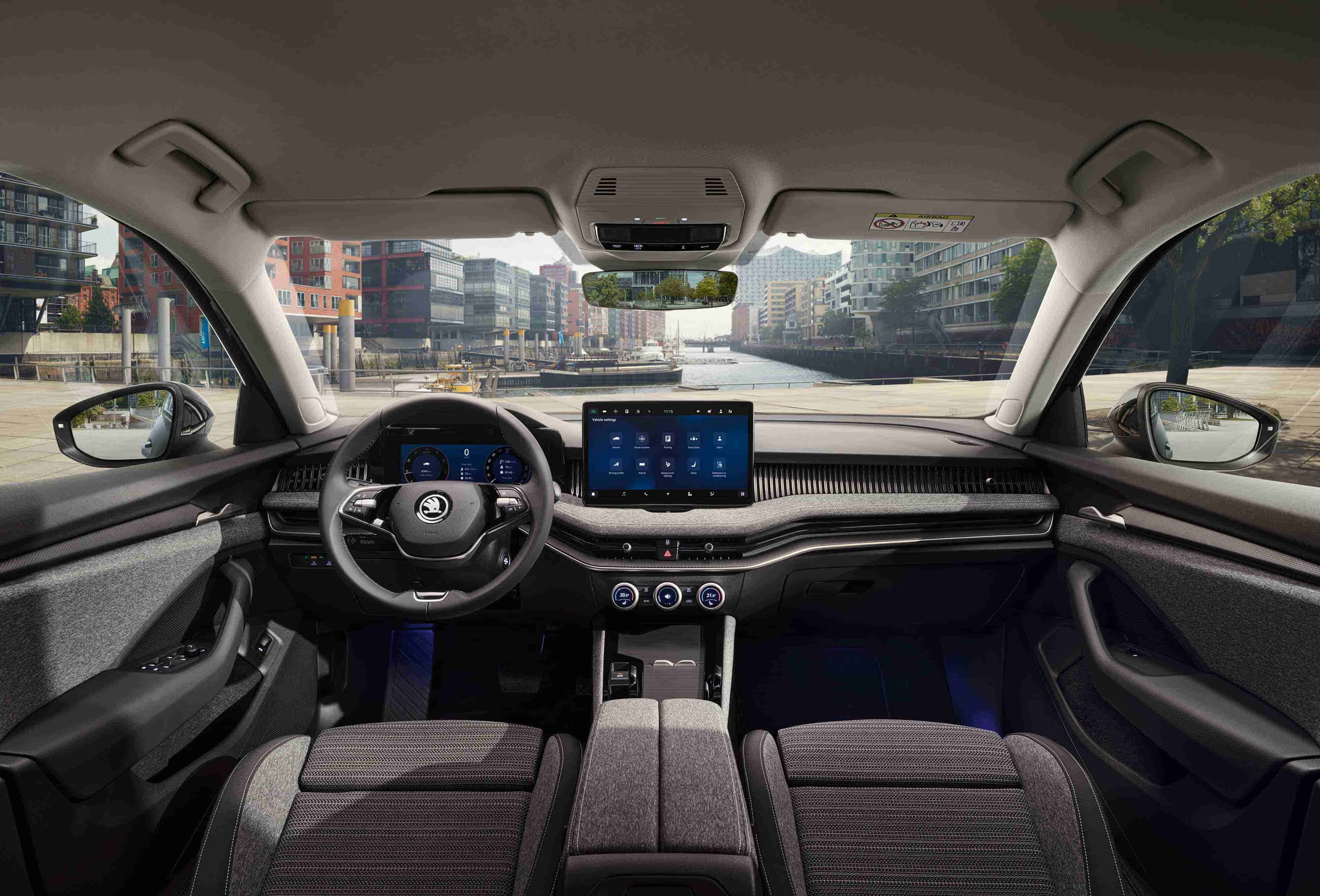 2026 Skoda Superb: Konforun Zirvesindeki Bu Dev Hakkında 10 Gizli Detay 4 2026 skoda superb4