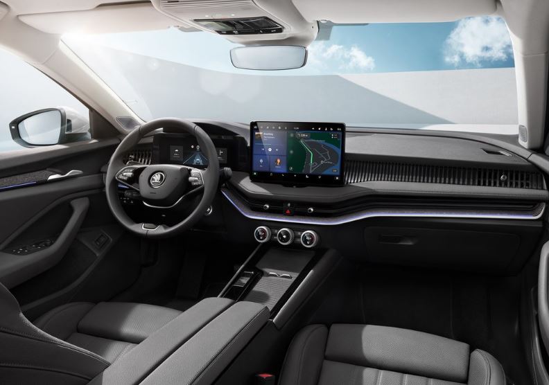 2026 Skoda Superb: Konforun Zirvesindeki Bu Dev Hakkında 10 Gizli Detay 10 2026 skoda superb6