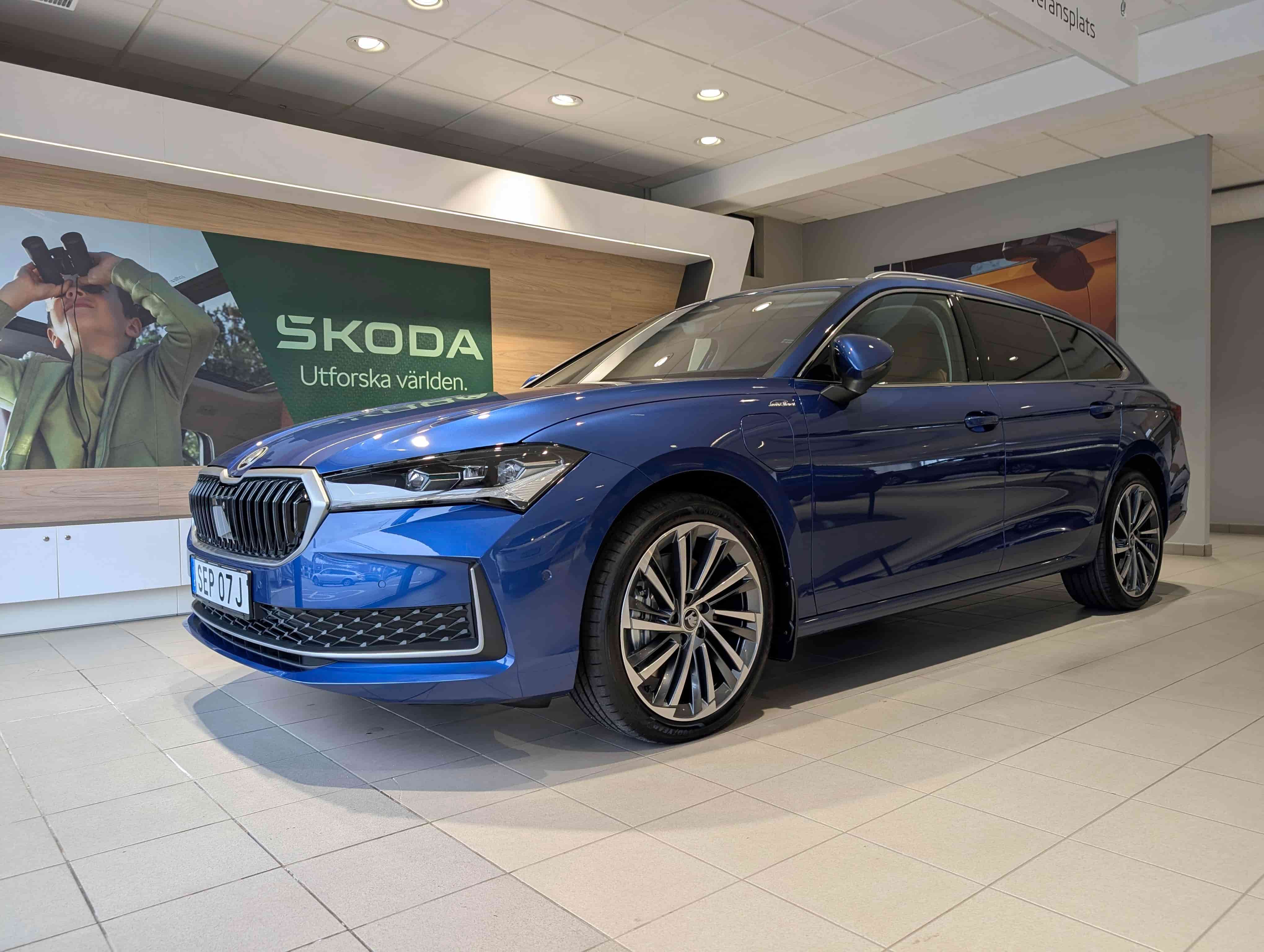 2026 Skoda Superb: Konforun Zirvesindeki Bu Dev Hakkında 10 Gizli Detay 2 2026 Skoda Superb