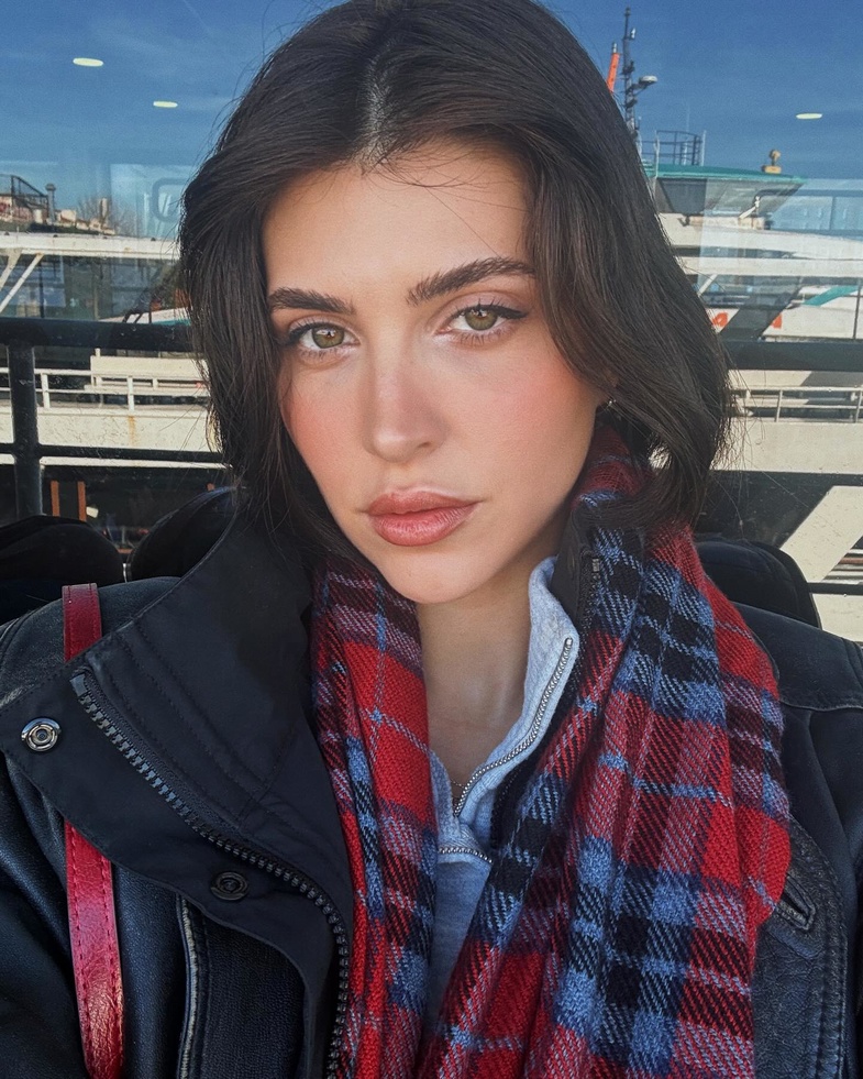 Beyza Gümülcine Kimdir? 5 beyza gumulcine kimdir 1