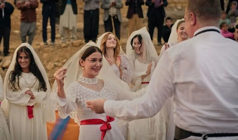Damat Mektebi Film Konusu ve Oyuncuları 4 Damat Mektebi