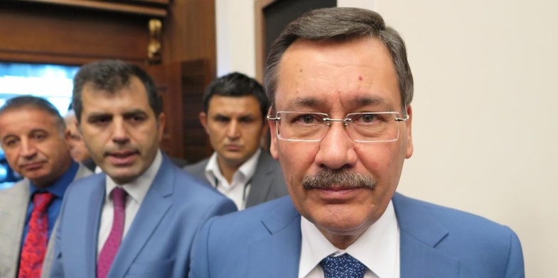 Melih Gökçek Kimdir? 7 melih gokcek kimdir 11
