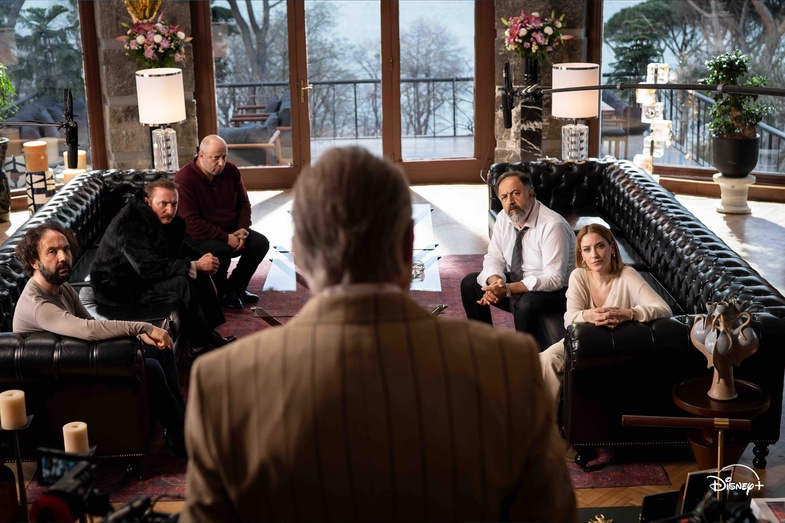 Sekizinci Aile Dizi Konusu ve Oyuncuları 3 Sekizinci Aile Dizi Konusu