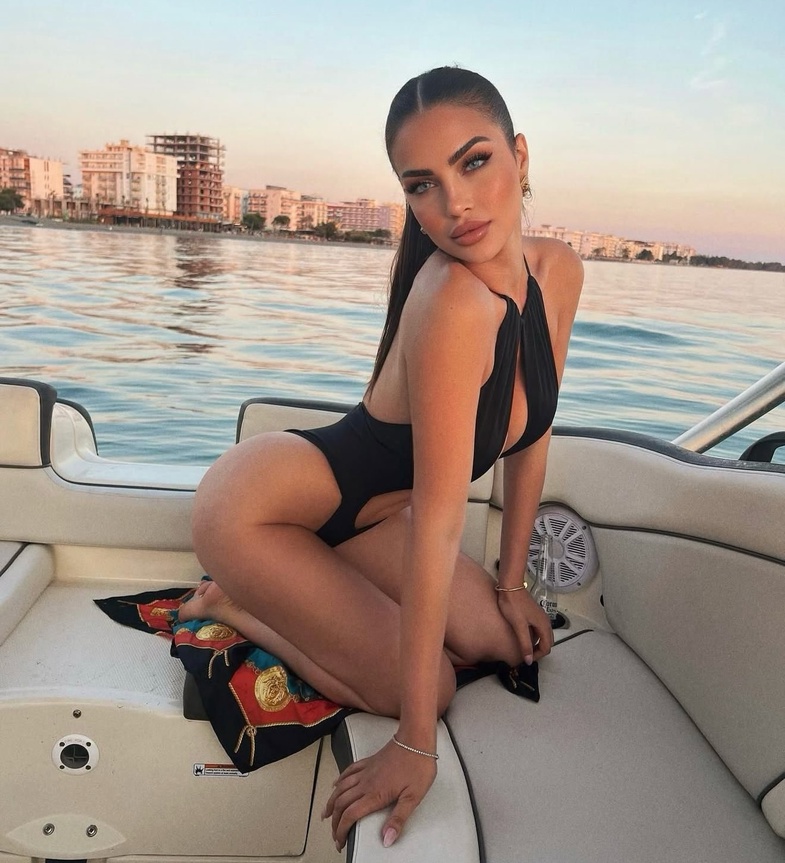 Başak Akdeniz Kimdir? 2 Başak Akdeniz
