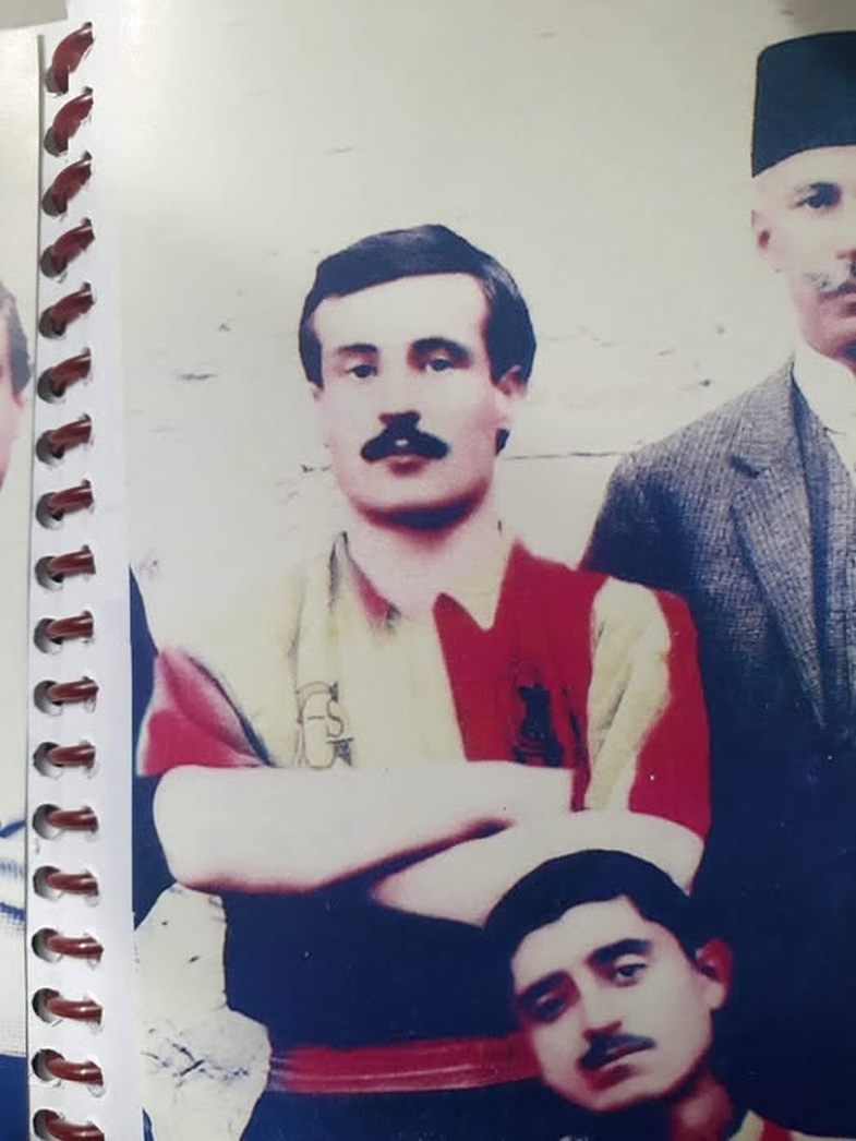 Şemsiyeli Hakemden 7 Kişi Biten Maça: Galatasaray - Fenerbahçe Rekabetinin Az Bilinen "İlkleri" ve "Enleri" 2 Galatasaray